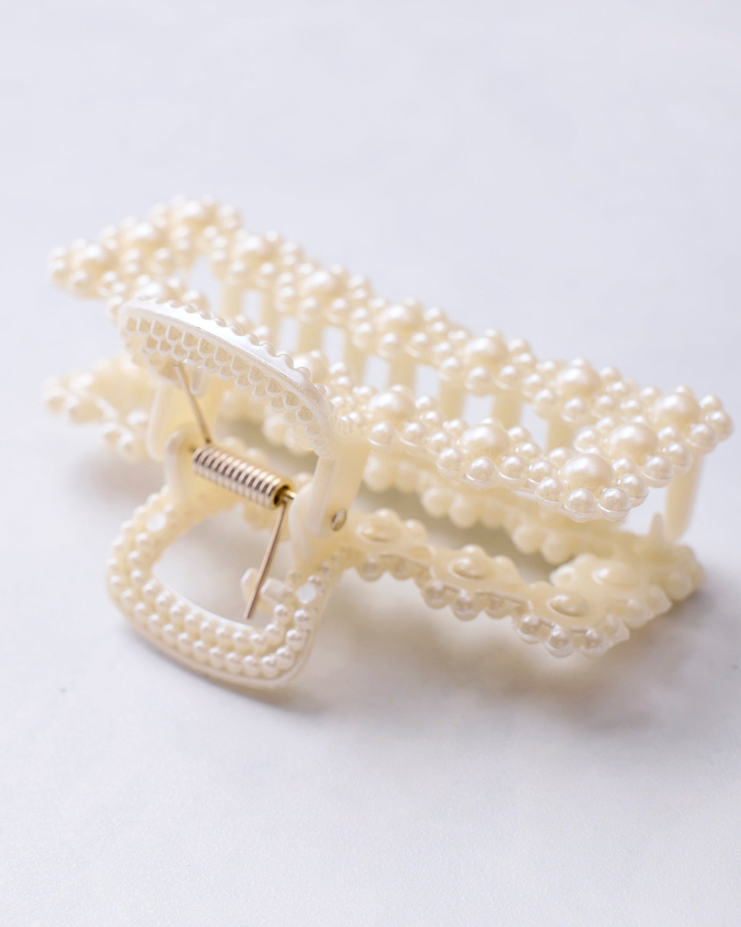 Flower - Pearl Hair Claw Clips - Josslyn by Wall to Wall