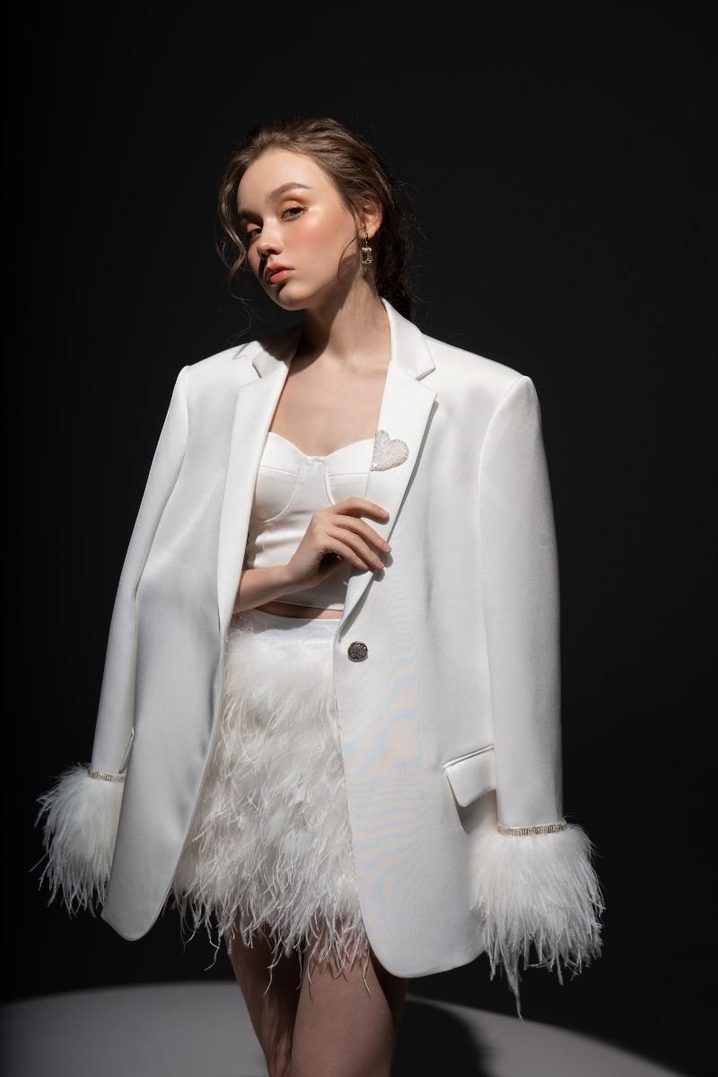 WHITE KIERA TAFFETA FEATHER BLAZER SET