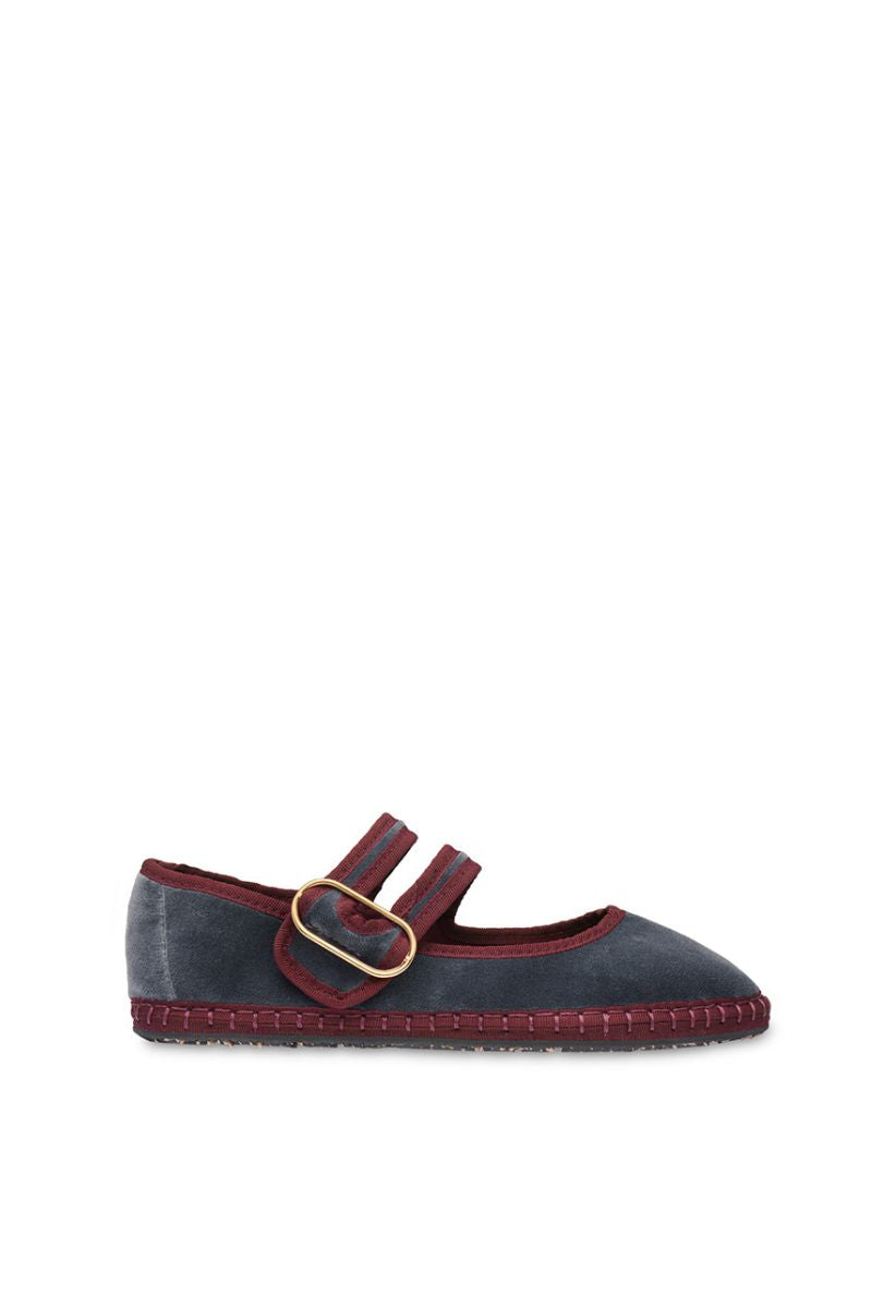 MATILDA FLATS IN GRAY WITH BURGUNDY PIPING