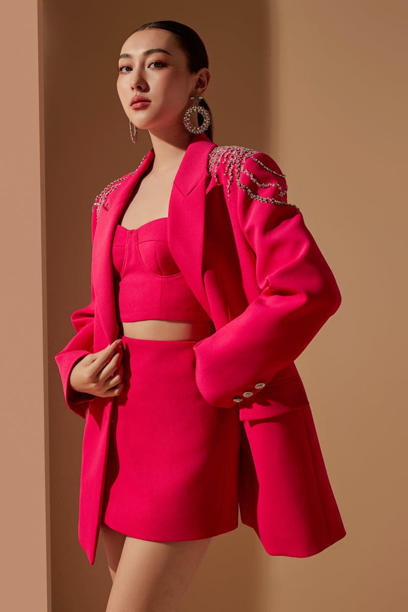 STEPHANIE PINK TEXTURE STRAIGHT CRYSTAL BLAZER SET