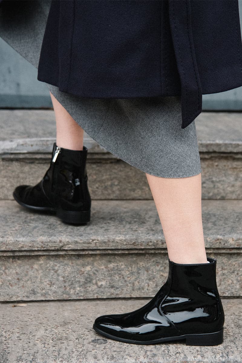 CHARLI BLACK PATENT-EFFECT ANKLE BOOTS