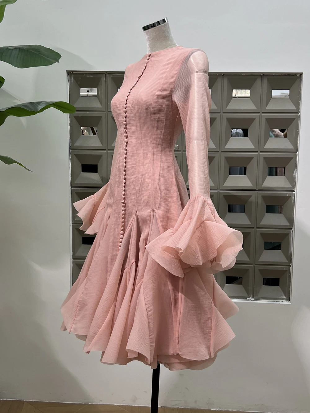 Elegant Ruffle Flare Sleeve Dress