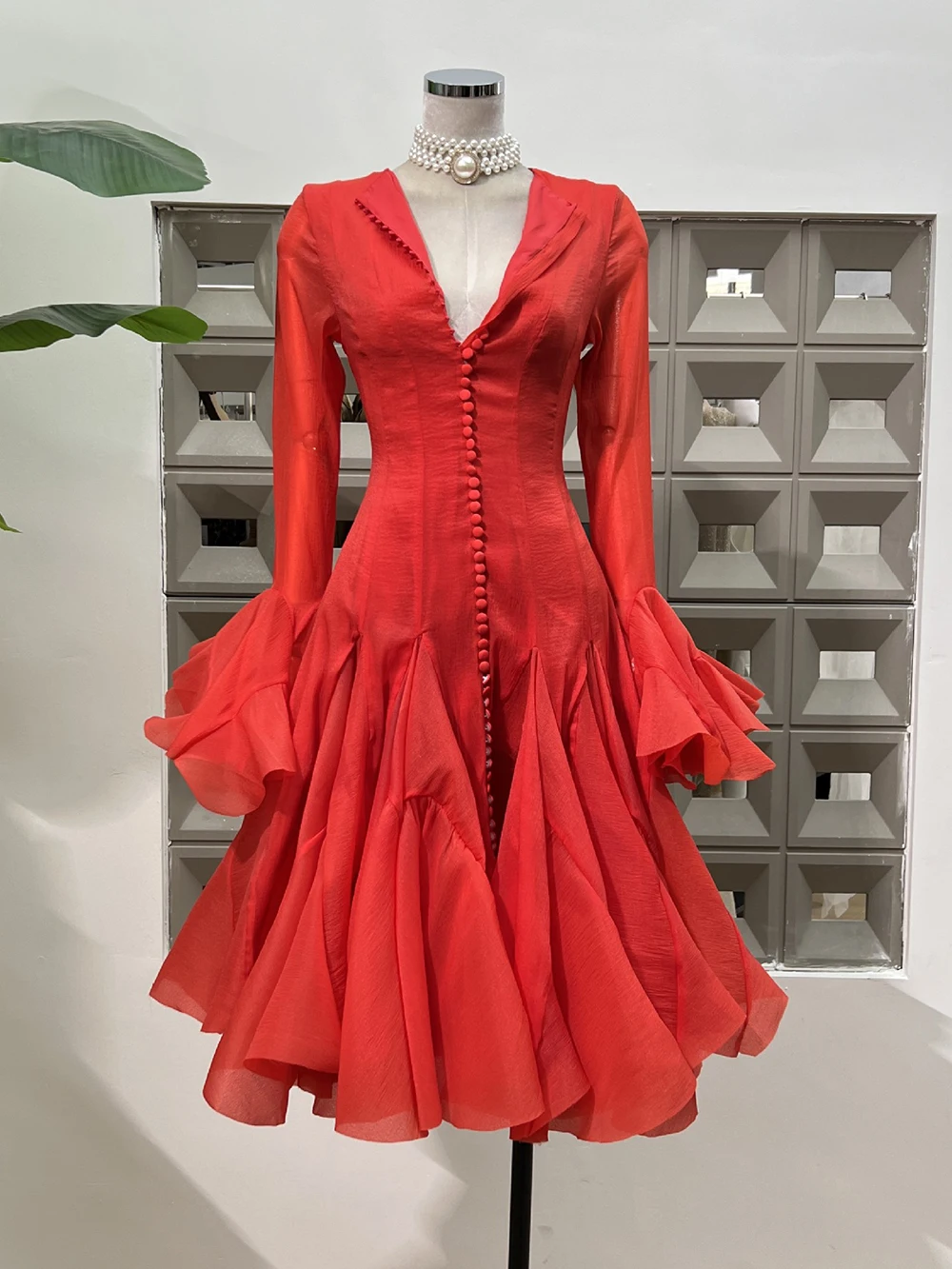 Elegant Ruffle Flare Sleeve Dress