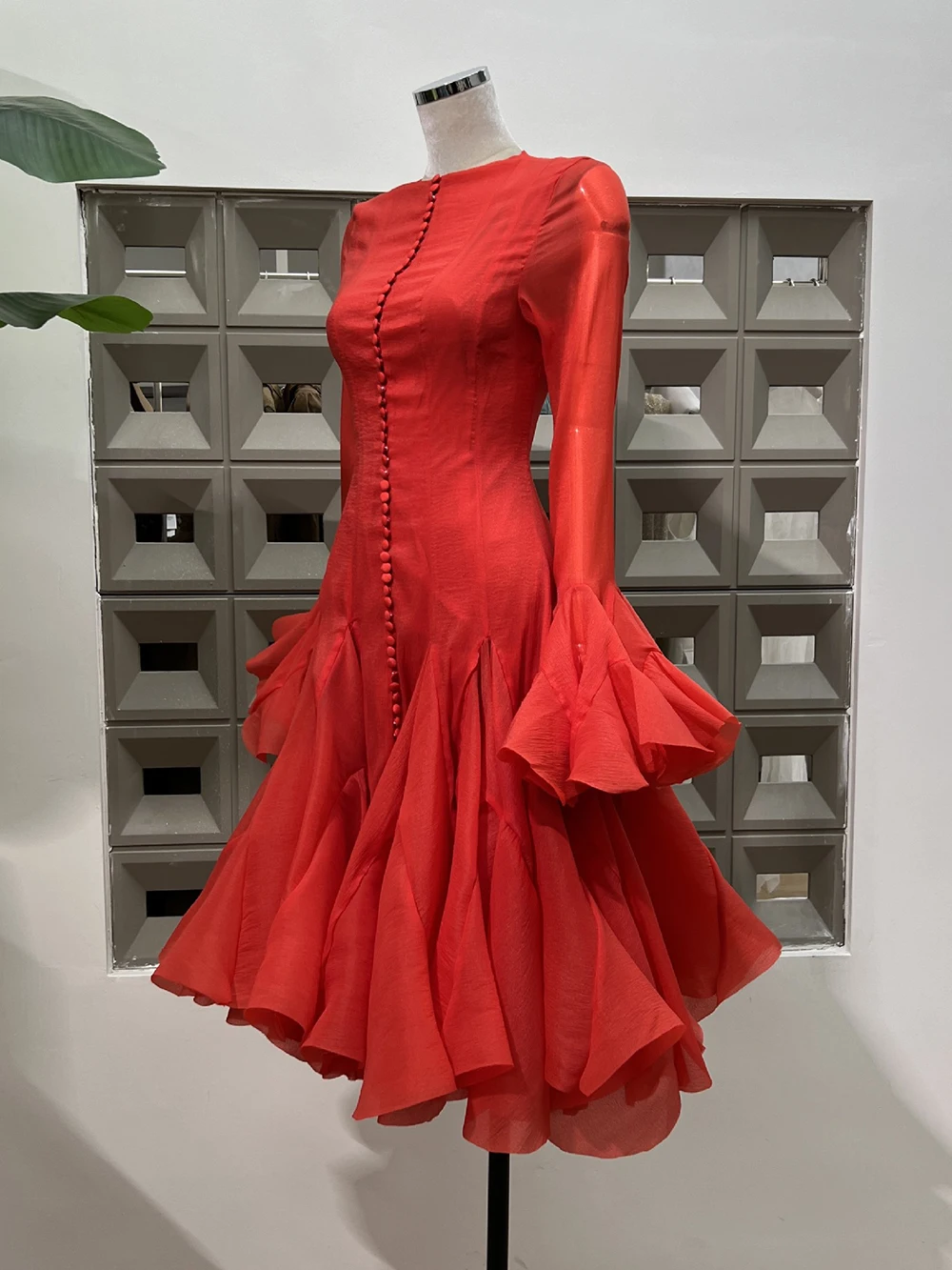 Elegant Ruffle Flare Sleeve Dress