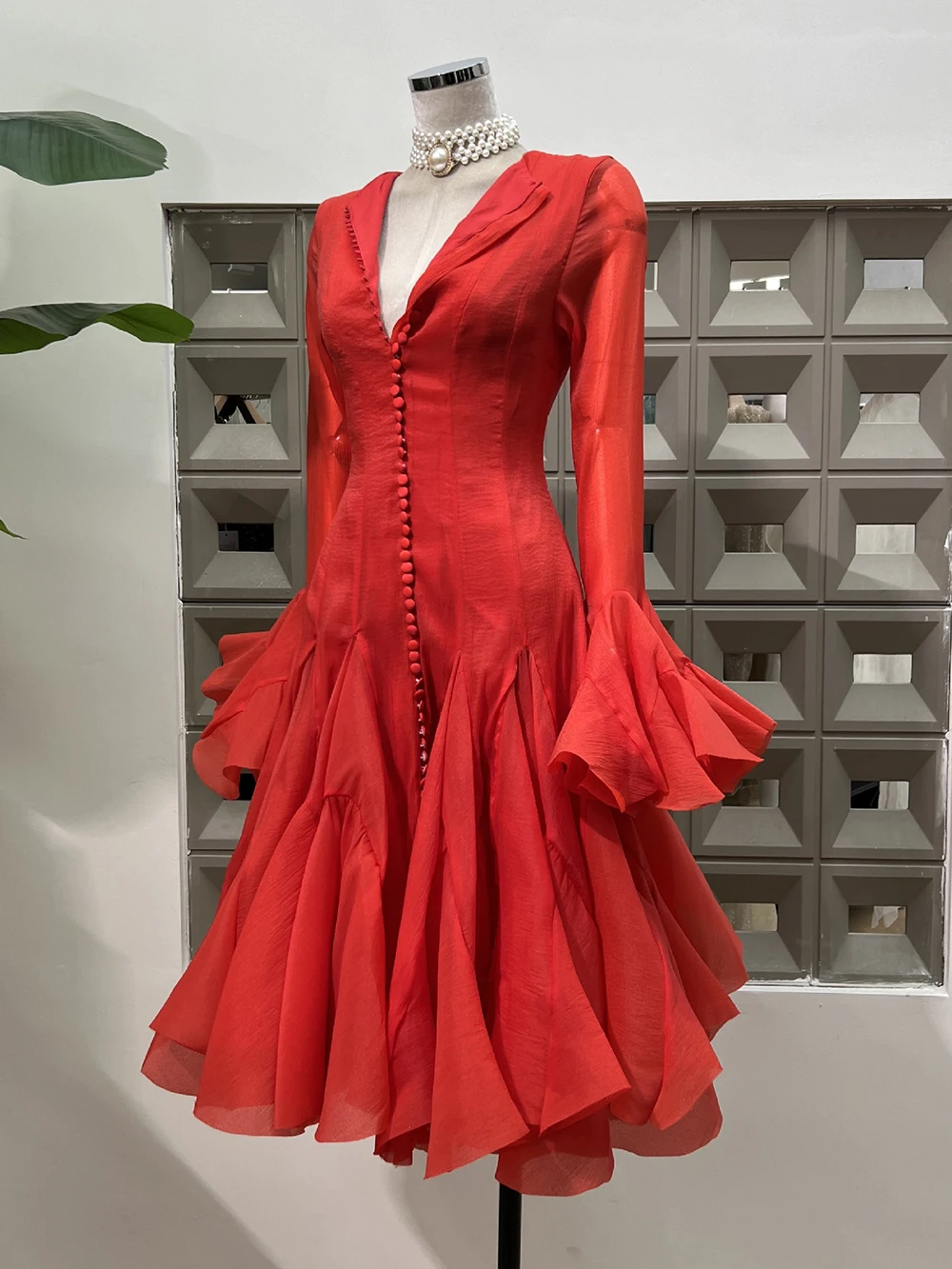 Elegant Ruffle Flare Sleeve Dress