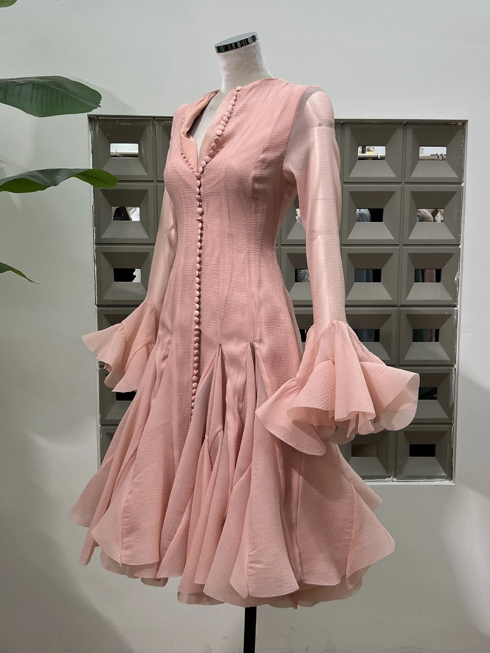 Elegant Ruffle Flare Sleeve Dress