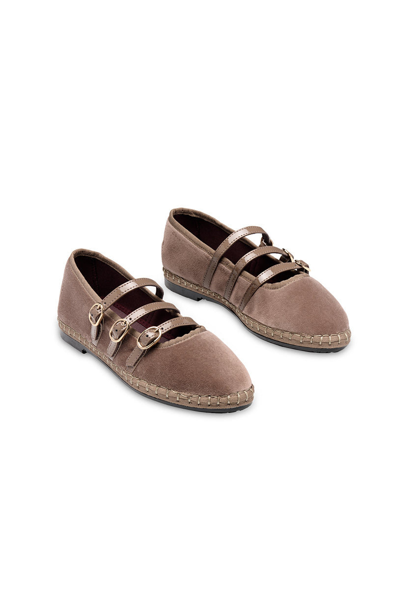 MINA FLAT IN BROWN