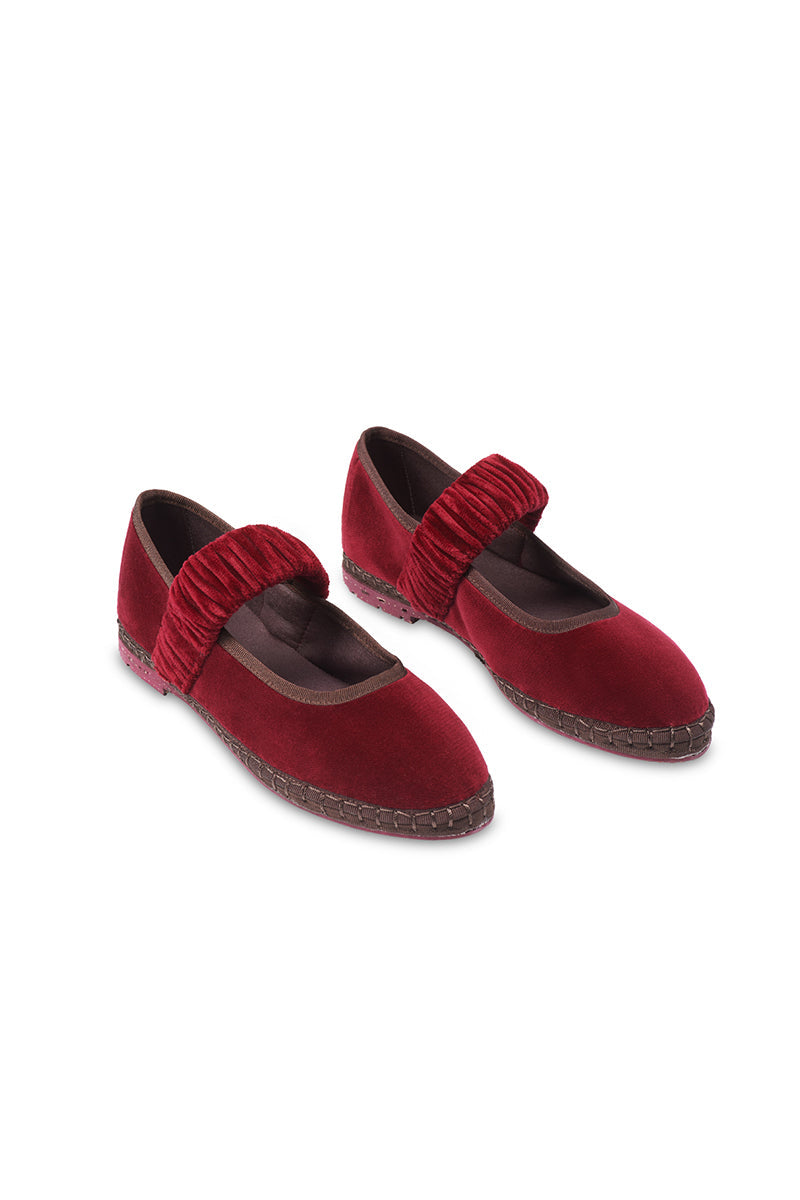 MAFALDA BURGUNDY IN BURGUNDY WITH BROWN PIPING