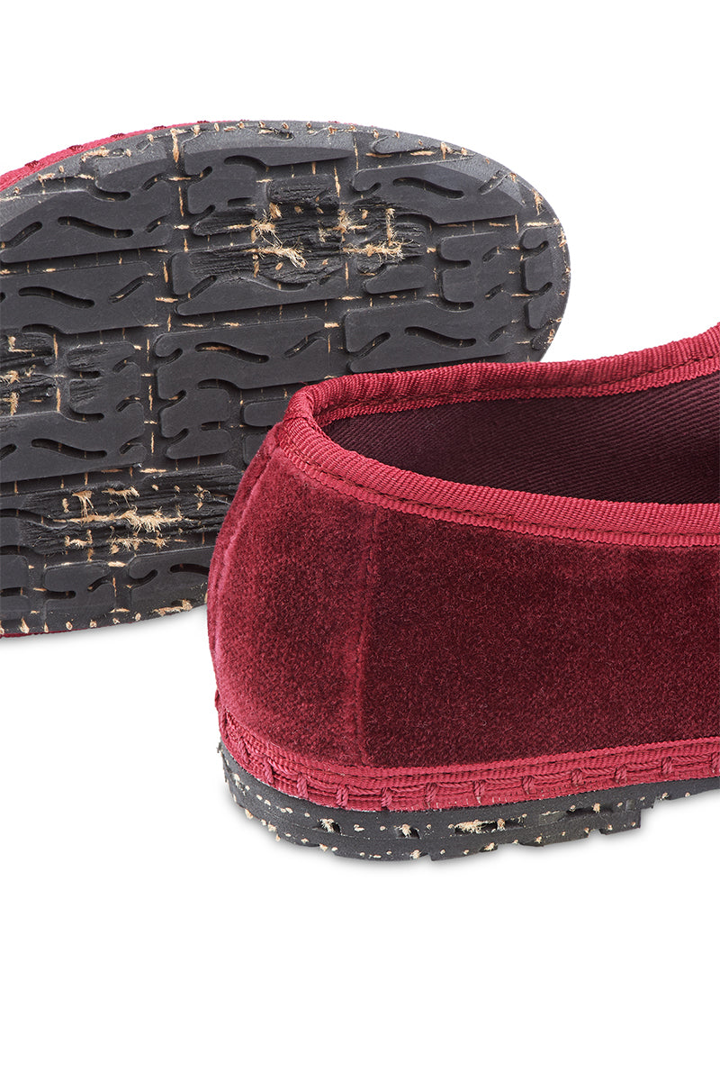 LUCRECIA MARY JANE VELVET IN BURGUNDY