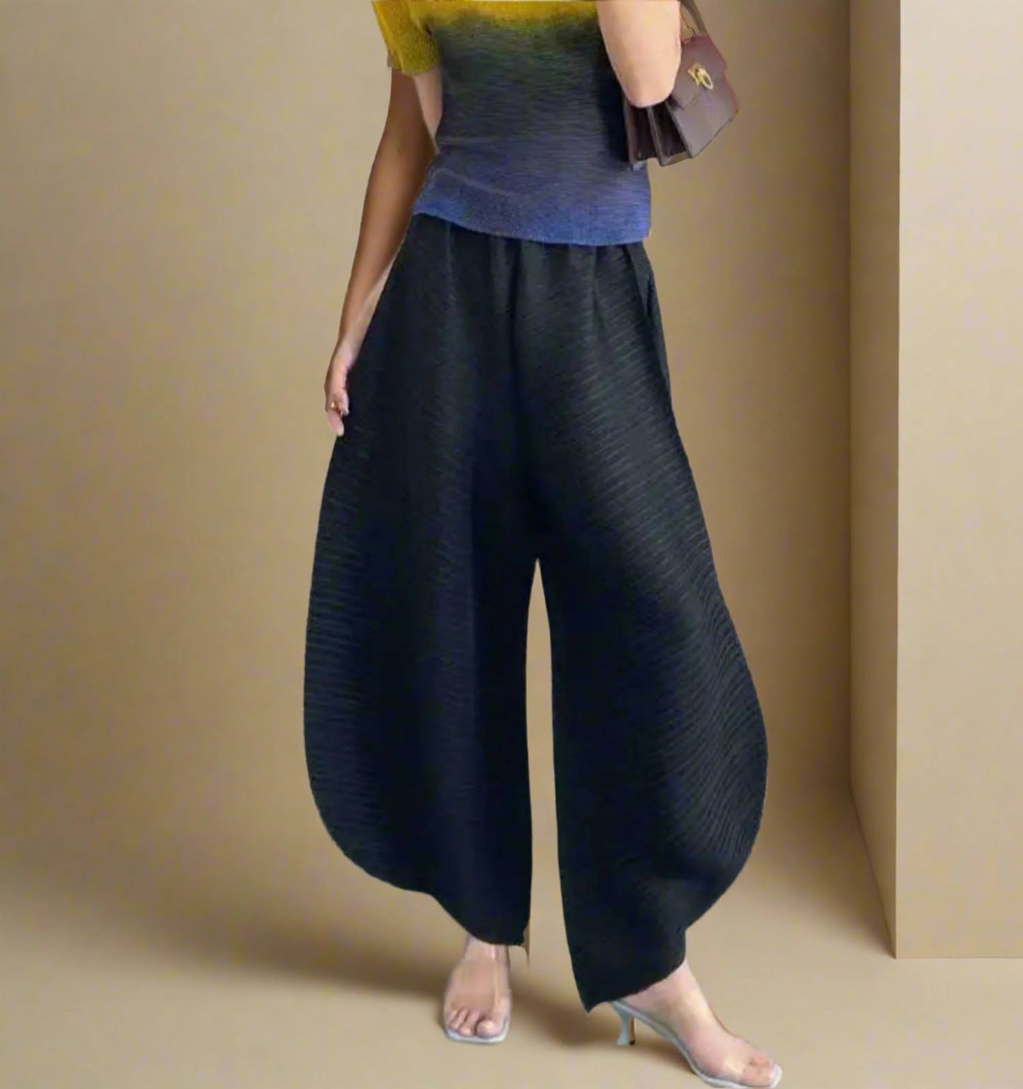 Plissé Unique Pull-On Pants
