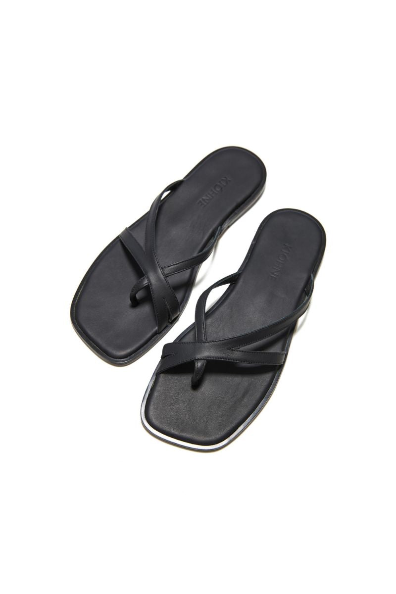MARK SANDALS IN BLACK