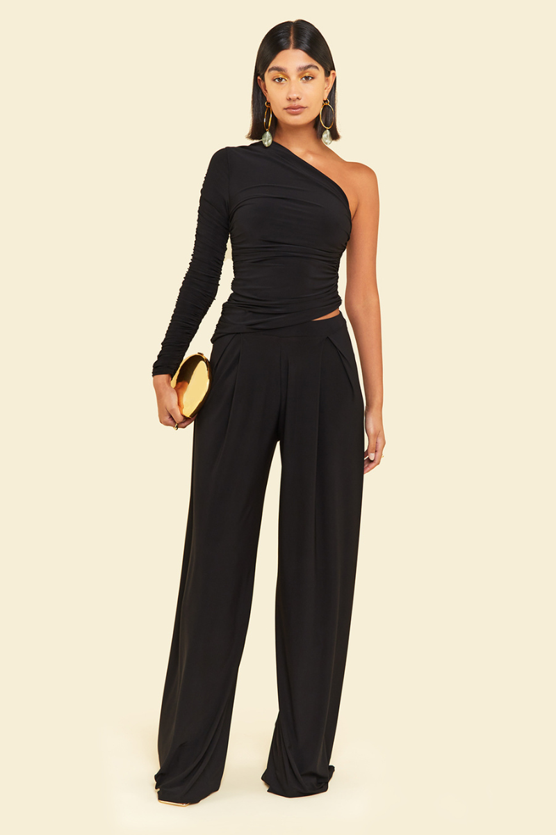NEPETA TOP AND PANTS SET IN BLACK