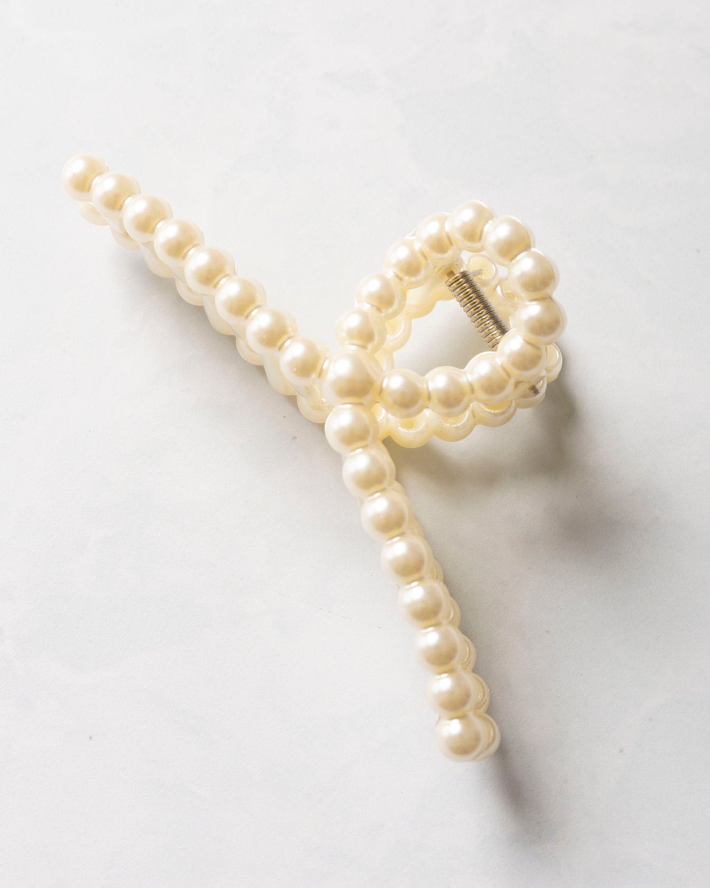 Oval - Pearl Hair Claw Clips - Josslyn by Wall to Wall