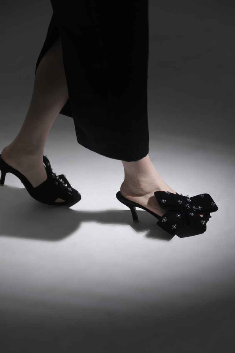 RAINA BLACK BOW HEELS