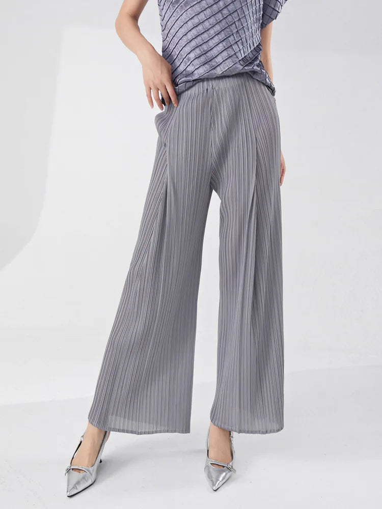 Luxe Wide-Leg Pleated Palazzo Pull-On Pants