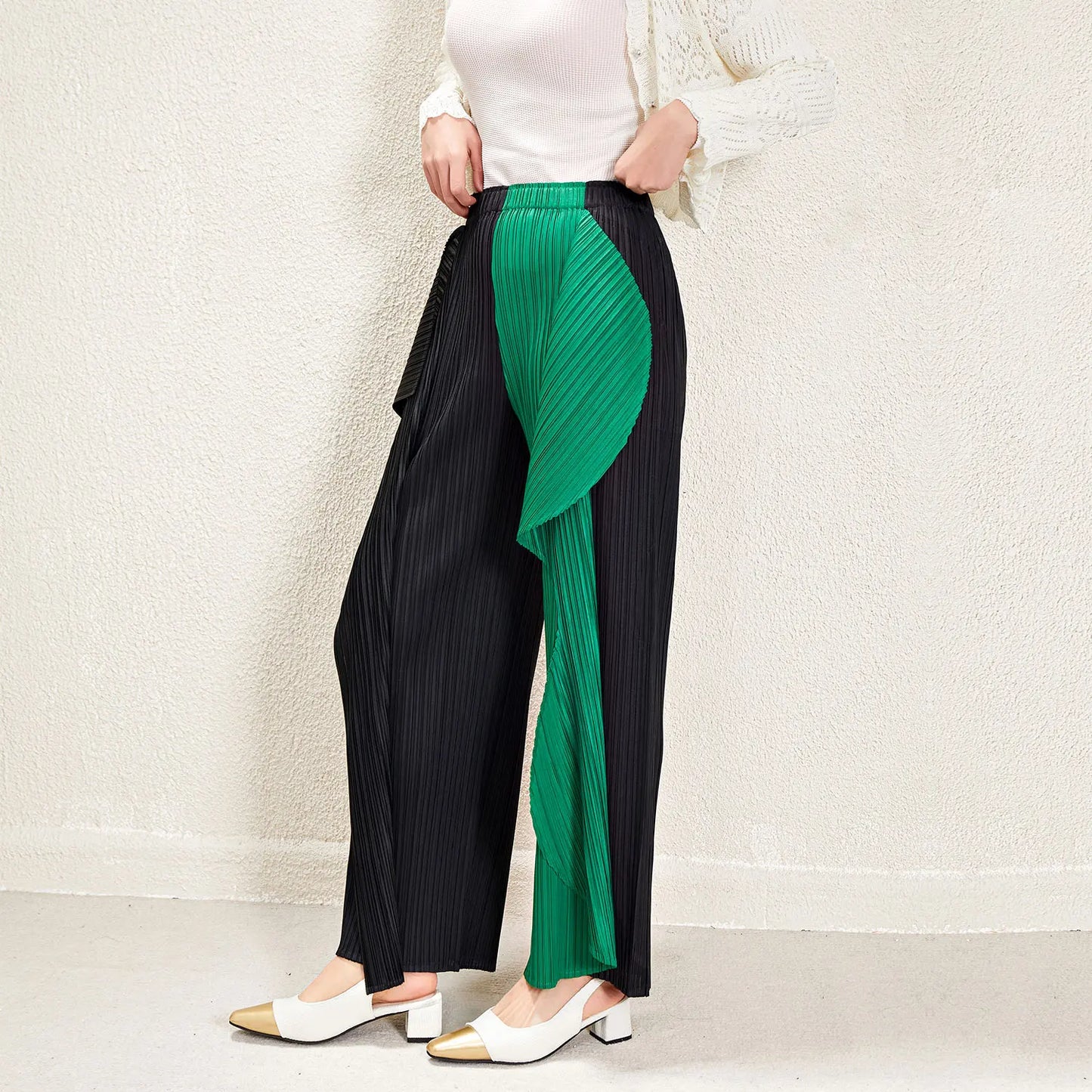 Women's Luxurious Pull-on Plissé Pleated Wide Leg Pant