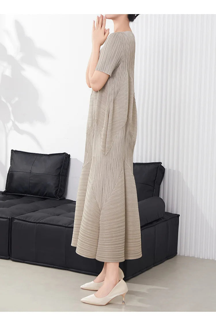 Truly Pleated Short Sleeve Dress