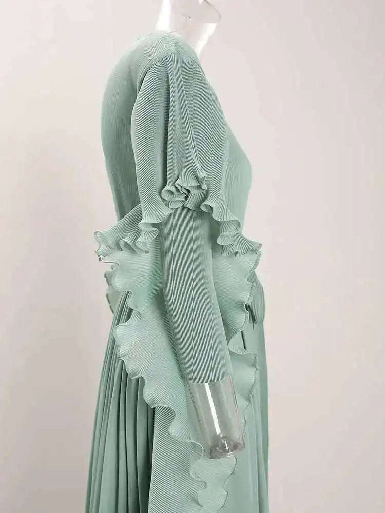 Elegant Ruffled Pleats Dress