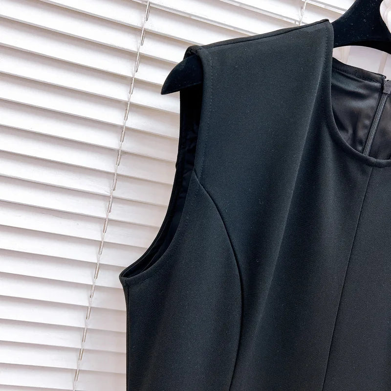 Elegant Scallop Sleeveless Dress
