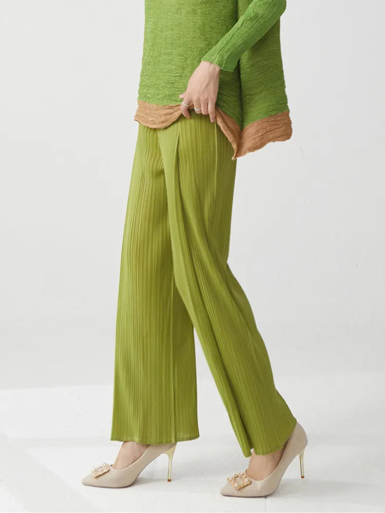Luxe Wide-Leg Pleated Palazzo Pull-On Pants