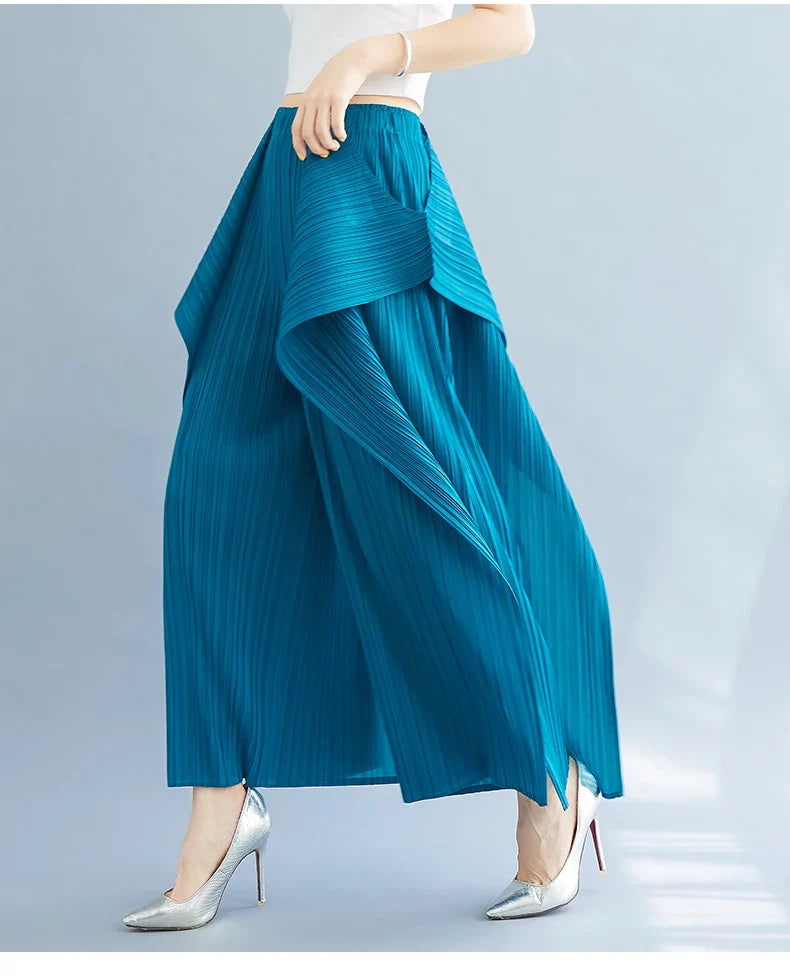 Wide Leg Plissé Pull On Trouser