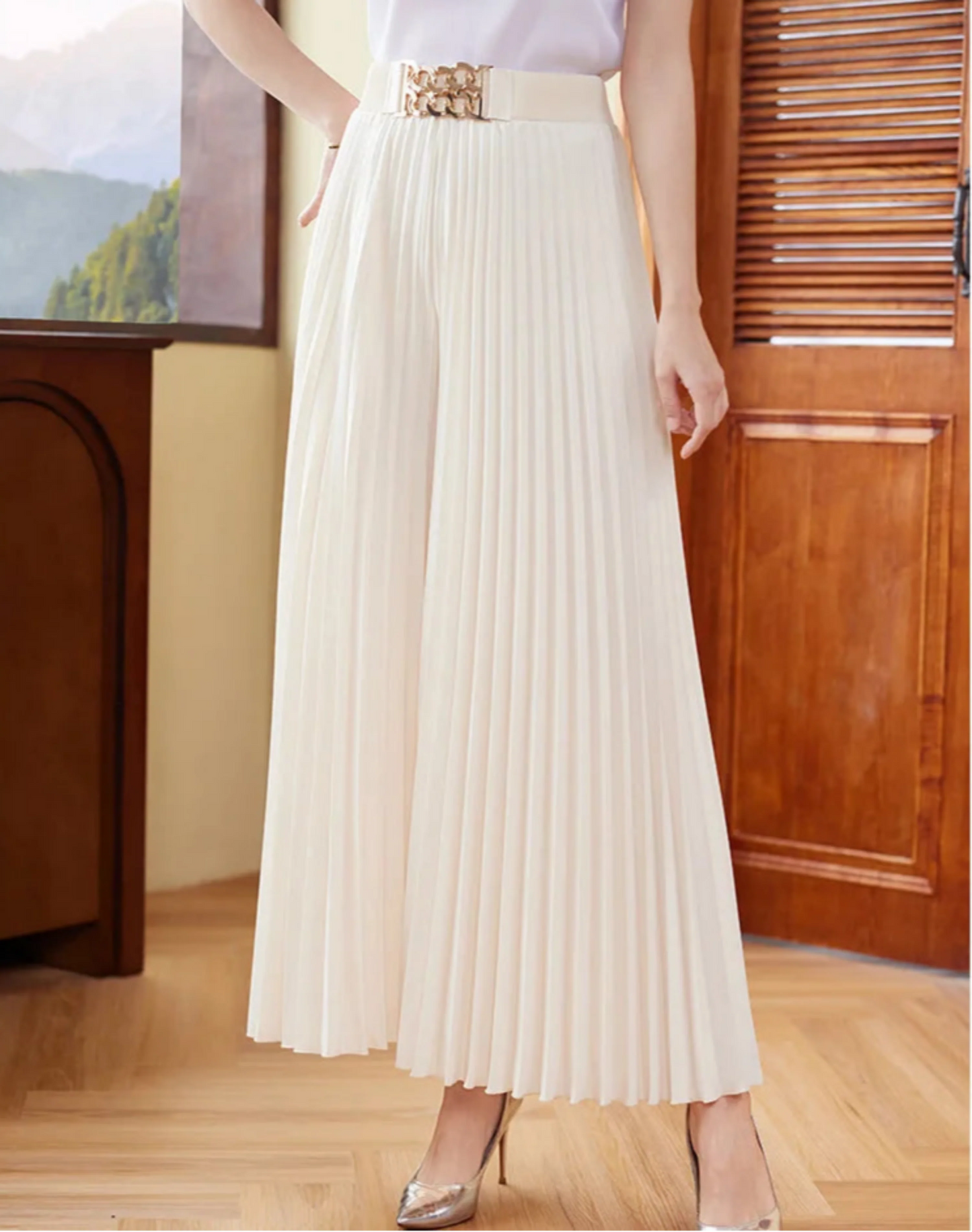 Luxe Pleated Wide-Leg Culottes