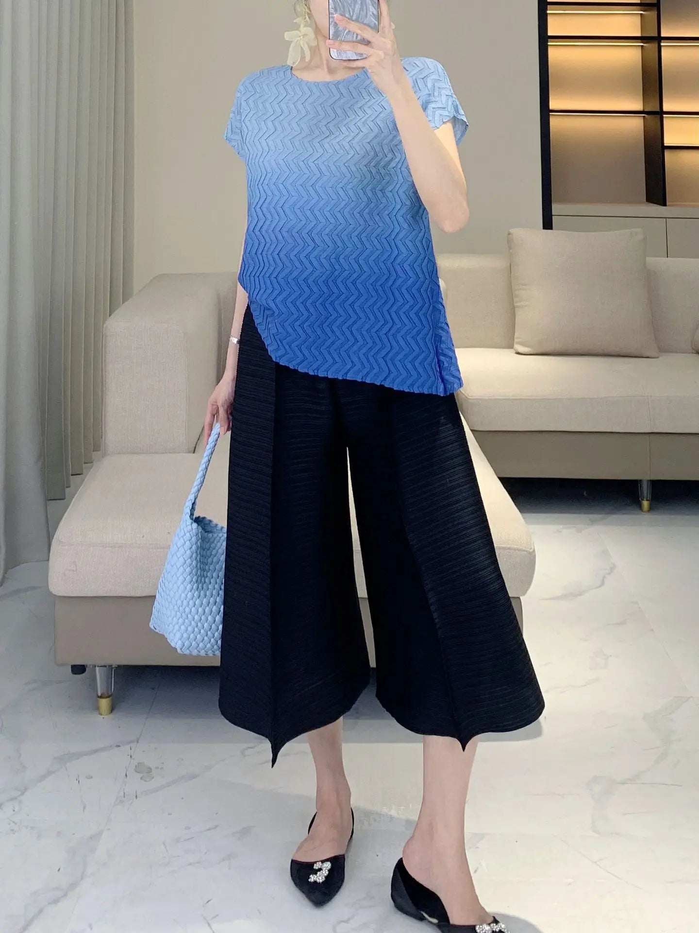 Casual Luxury Plissé Trousers