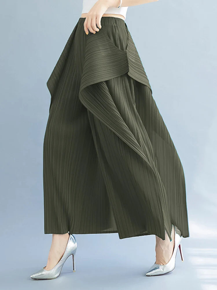 Wide Leg Plissé Pull On Trouser