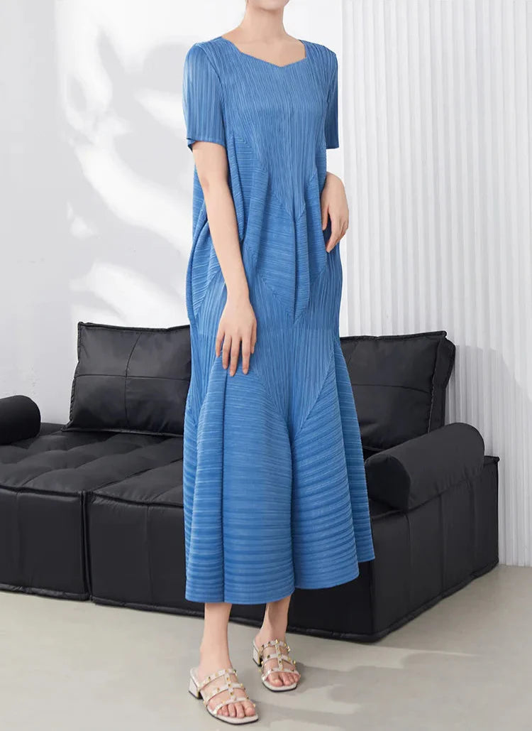 Truly Pleated Short Sleeve Dress