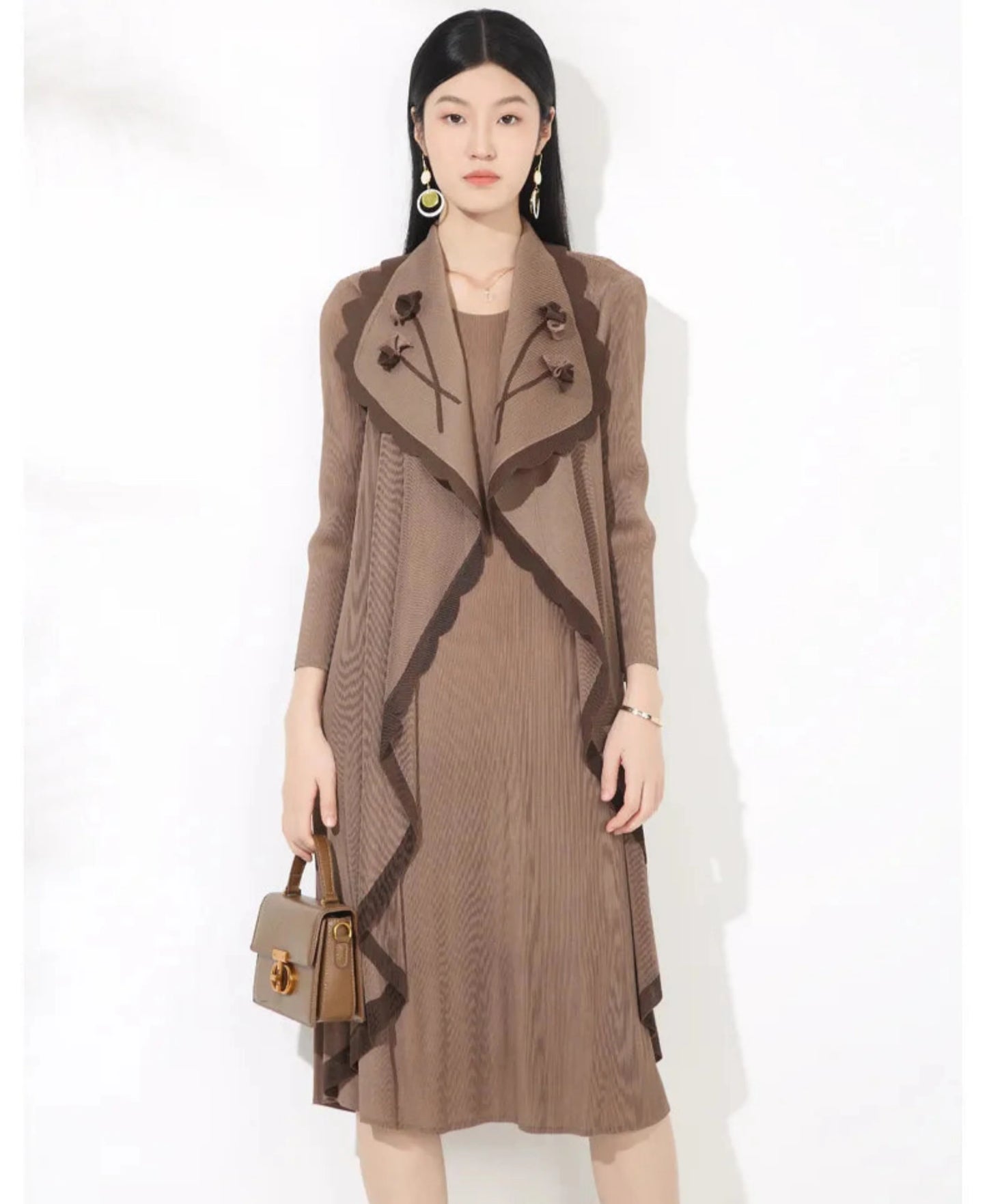 Luxury Pleated Floral Collar Dress