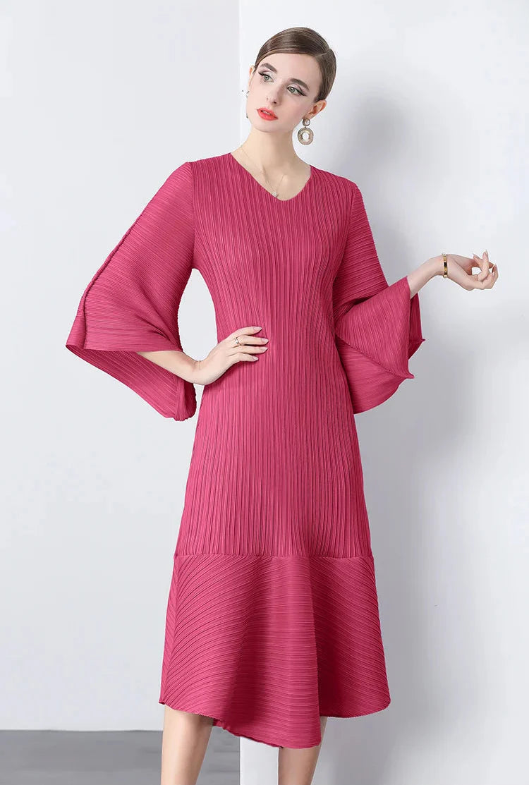 Elegant Pleats Bell Sleeve Dress