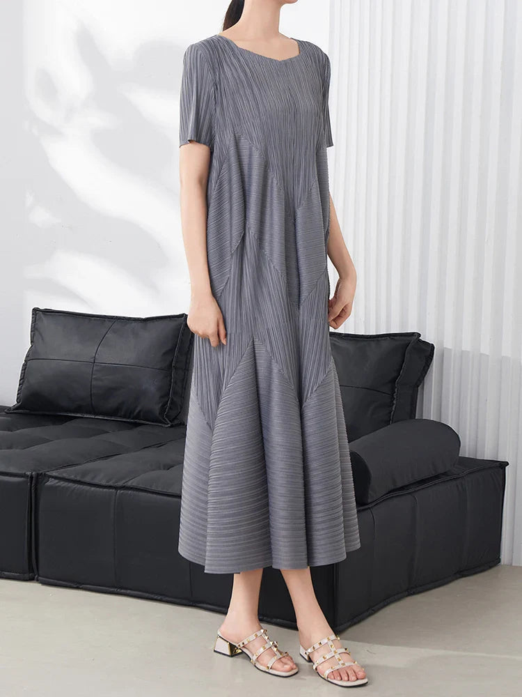 Truly Pleated Short Sleeve Dress