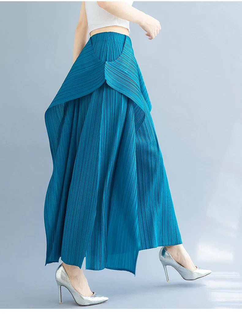Wide Leg Plissé Pull On Trouser