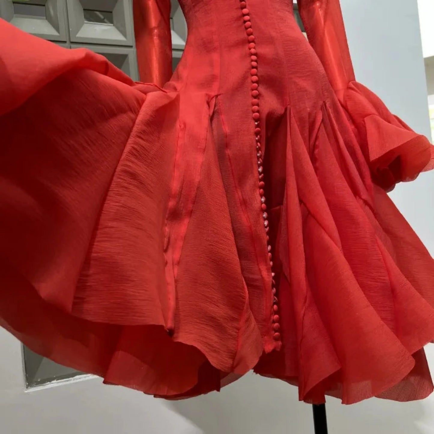 Elegant Ruffle Flare Sleeve Dress
