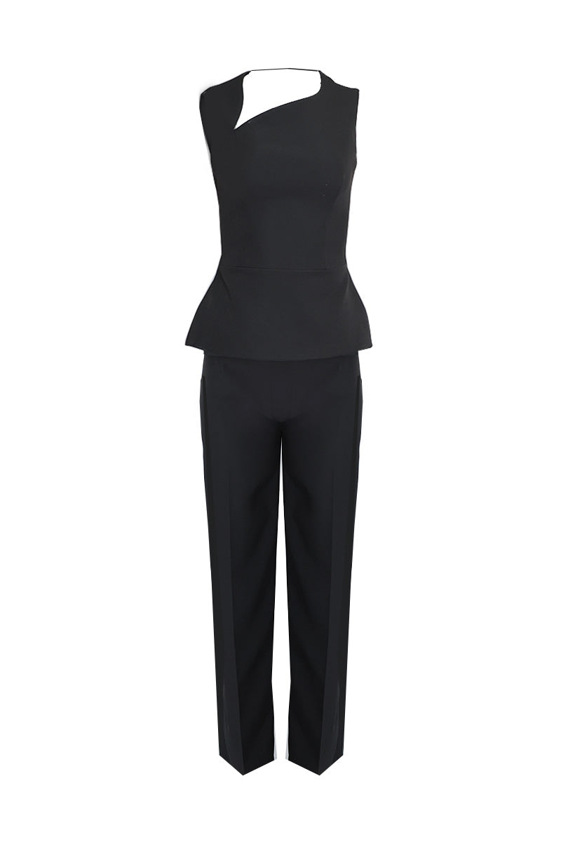 TOP AND PANTS SET WITH DETACHABLE EMERALD CAPE IN MIDNIGHT BLACK