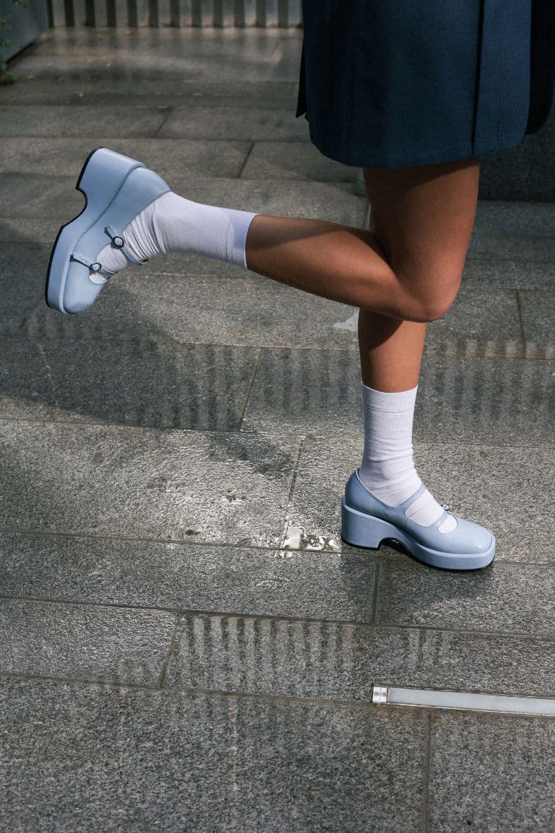 MARY JANE BLUE LEATHER PLATFORM SHOES