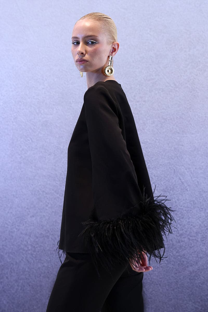 EMBELLISHED FEATHER RELAXED TOP AND PANTS SET