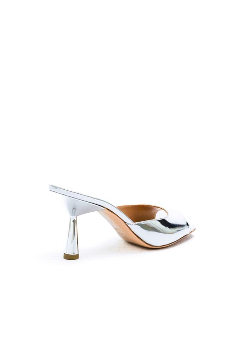 GRETA MULE IN SILVER