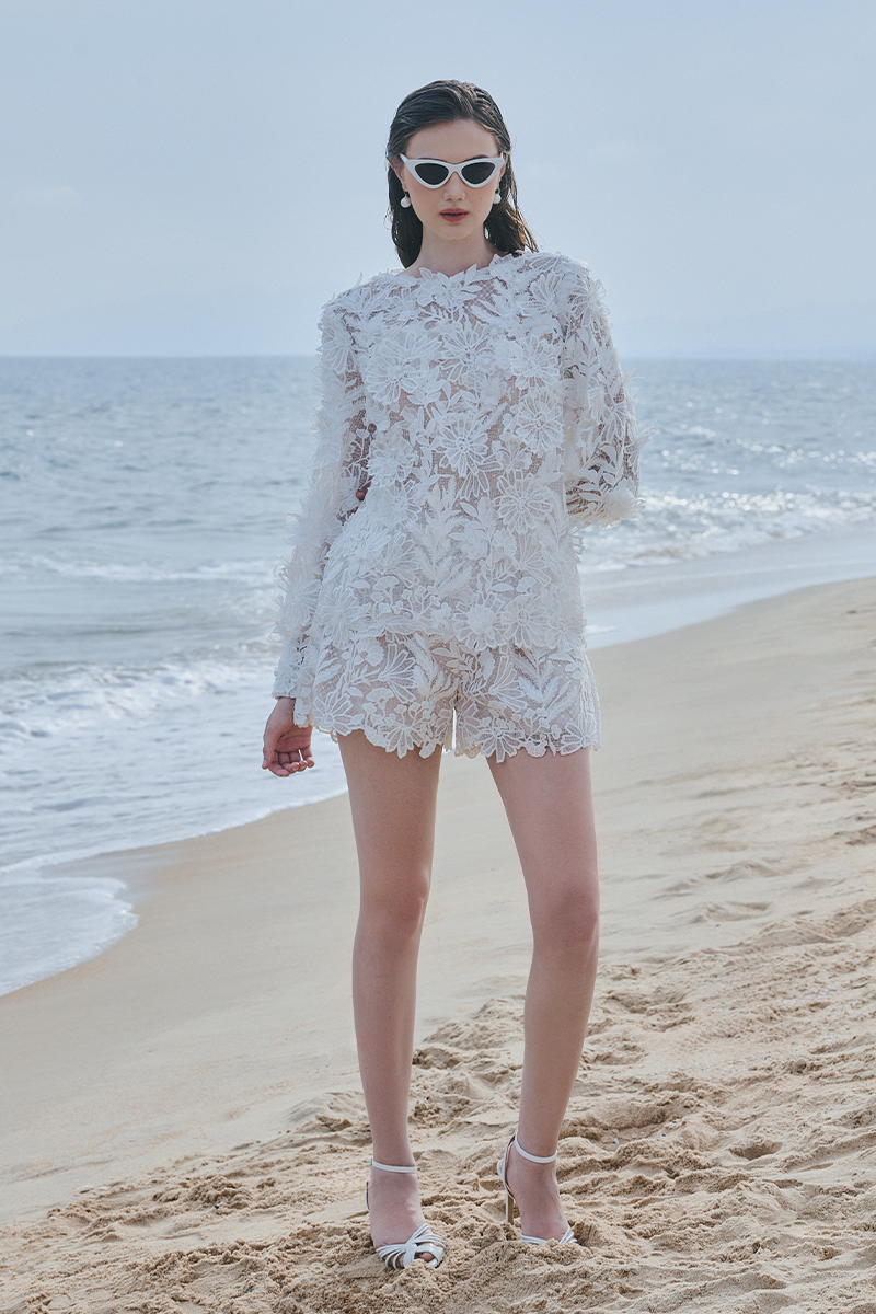 SALADA WHITE EMBROIDERED LACE OUTFIT SET