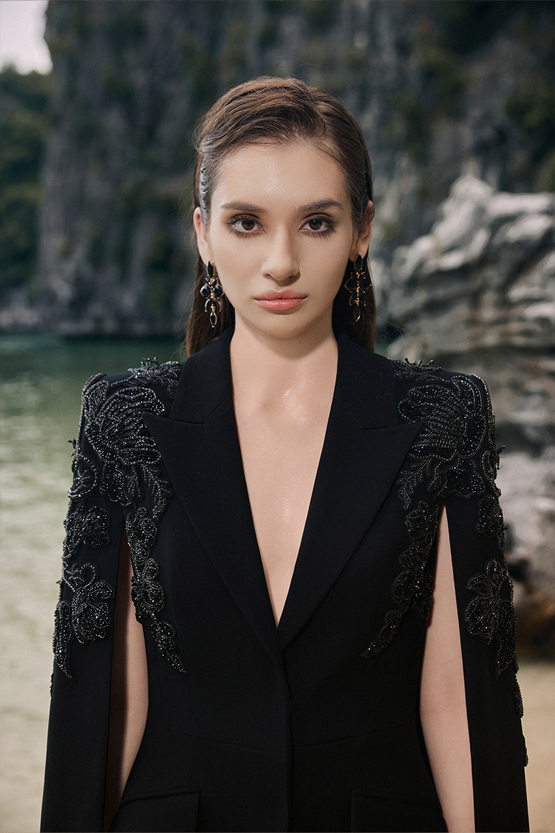 PEARL TAFFETA SET IN BLACK