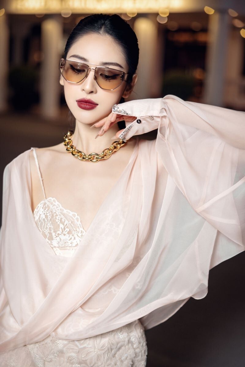 EDANA BEIGE SILK PLEATED TOP AND SKIRT SET