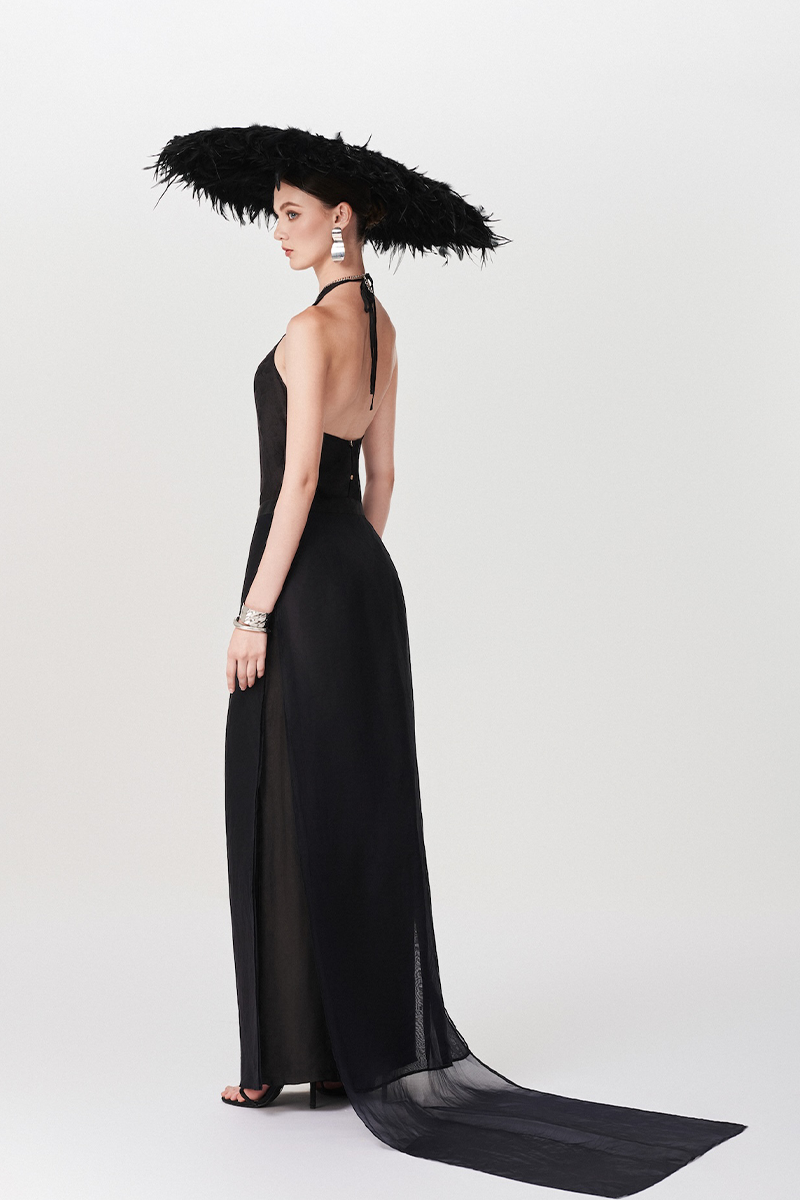MIDNIGHT MYSTIQUE SET IN BLACK
