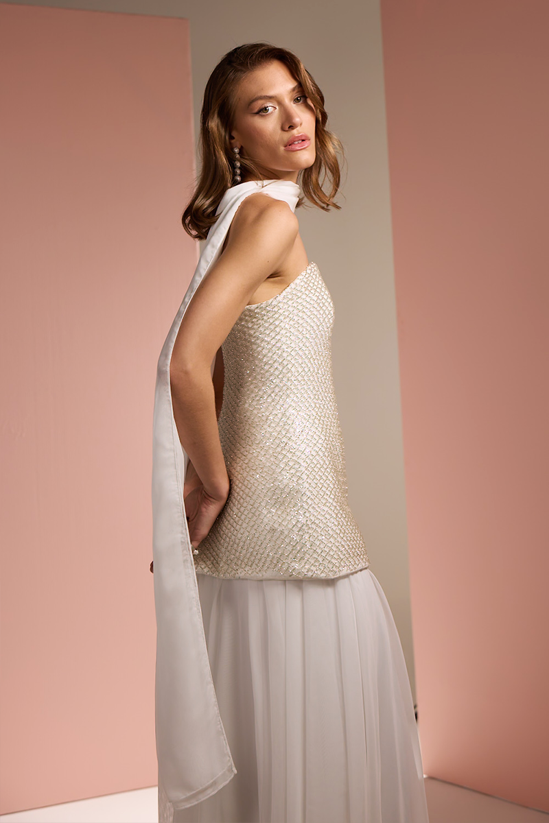 STRAPLESS TOP AND SKIRT SET WITH SCARF IN WHITE
