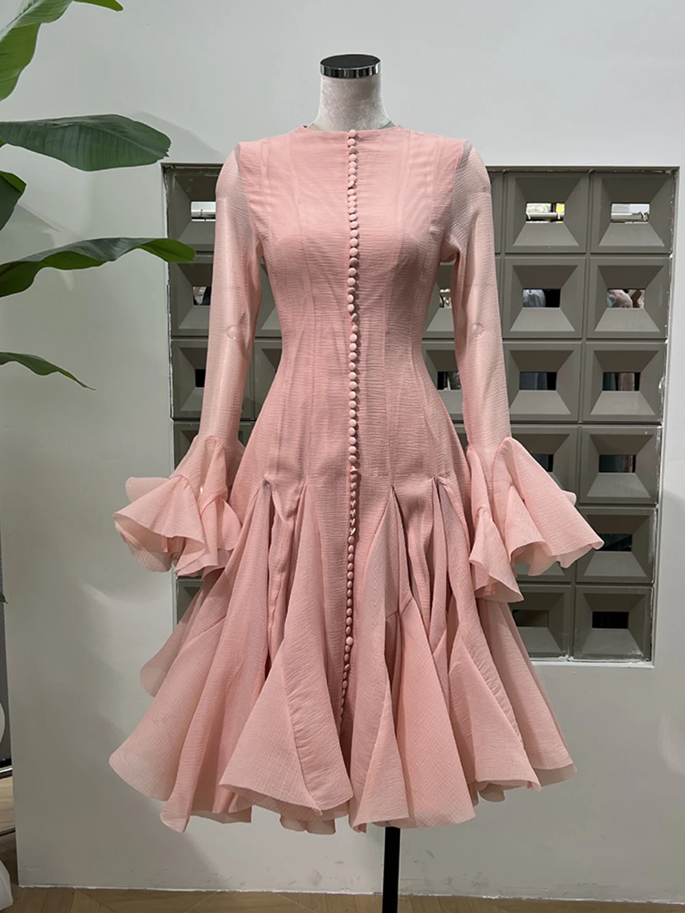 Elegant Ruffle Flare Sleeve Dress