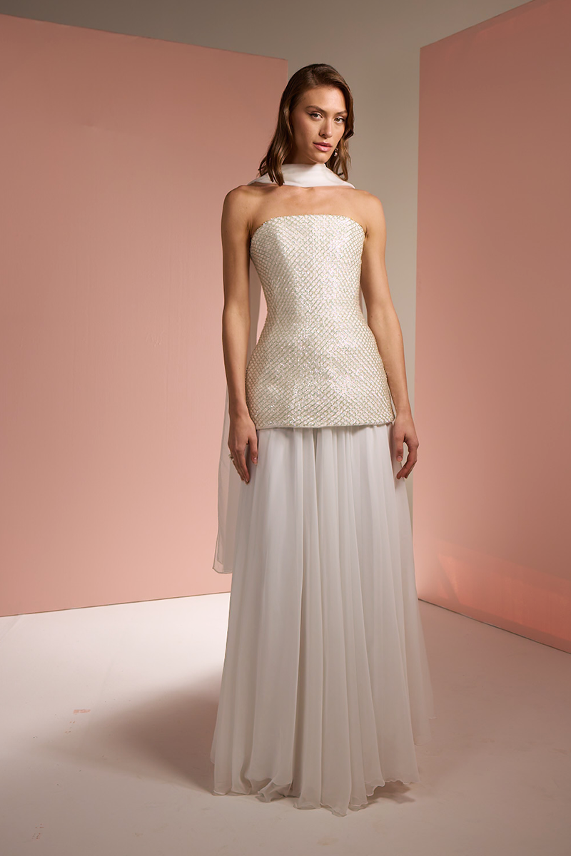STRAPLESS TOP AND SKIRT SET WITH SCARF IN WHITE