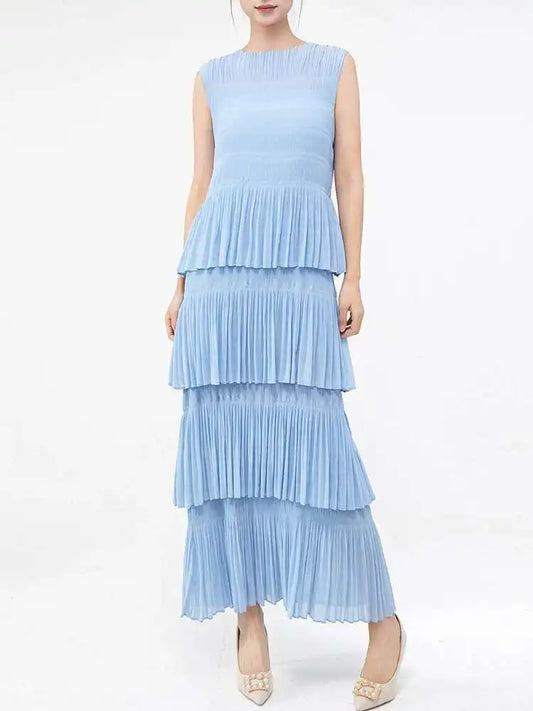 Elegant Plissé Sleeveless Dress