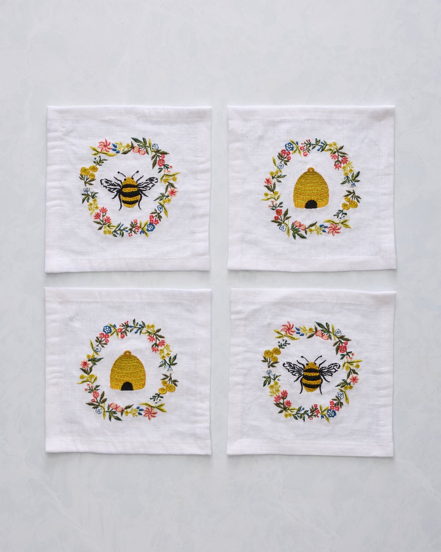 Sweet Bee - Cocktail Napkins Set Of 4 - Cloud