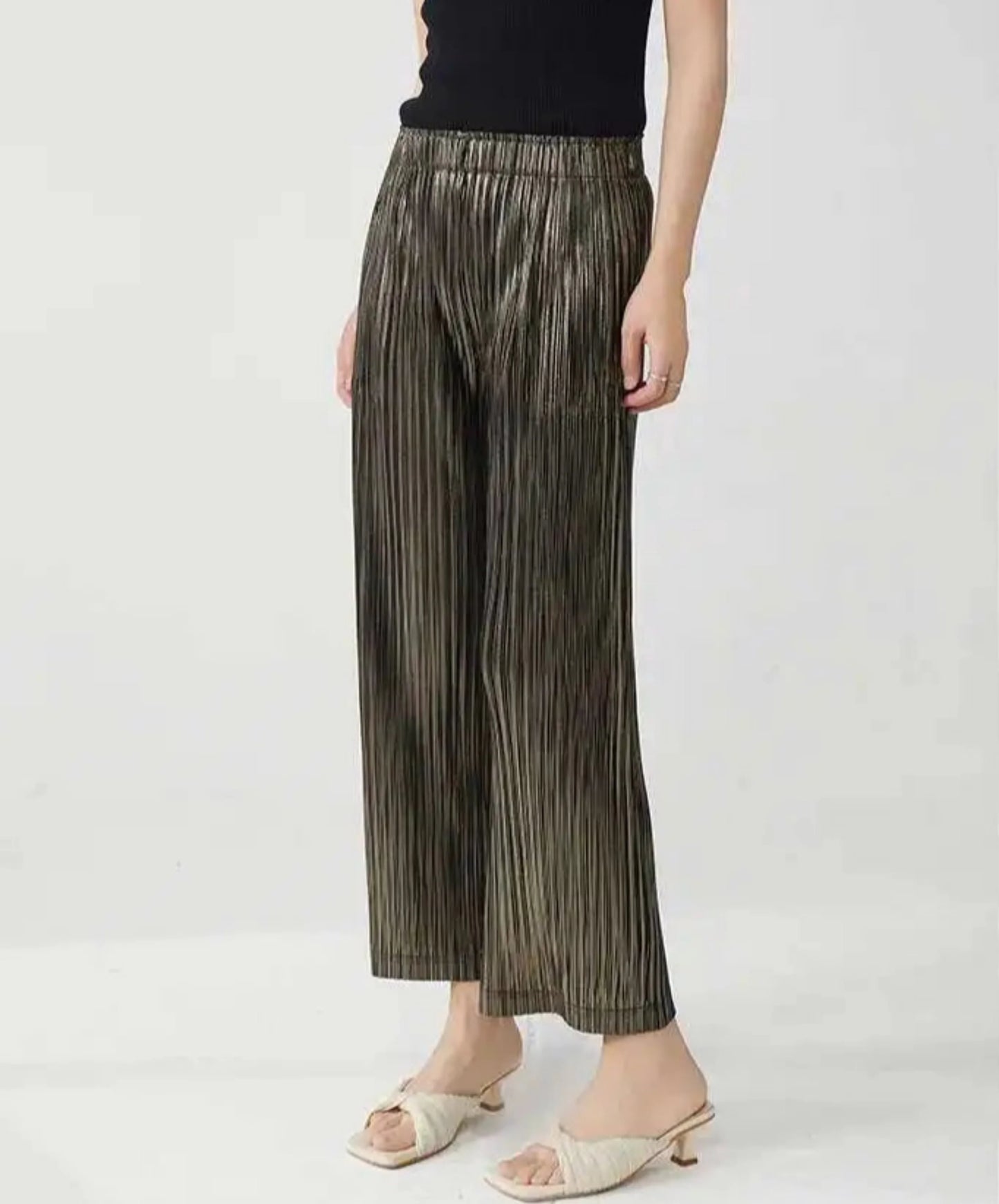 High-Waisted Plissé Trousers