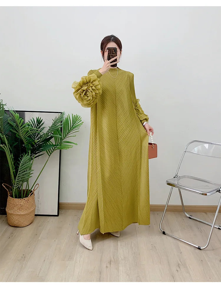 Women's Truly Pleated Oversized Midi Dress