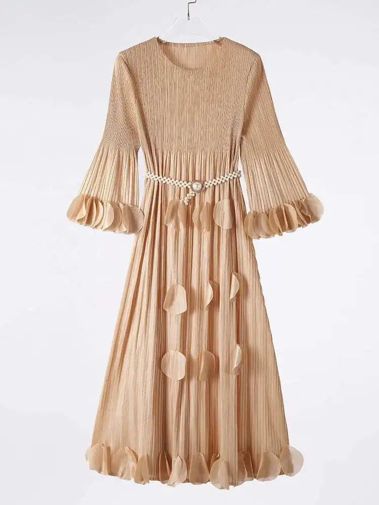 Premium Plissé 3/4 Sleeve Midi Dress